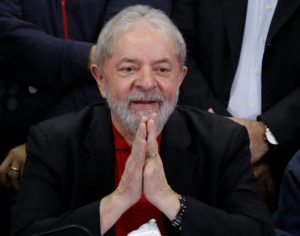 Comitê da ONU diz que Lula deveria disputar eleição mesmo na prisão