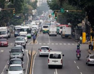 Há mais brasileiros vivendo na Venezuela do que venezuelanos no Brasil, mostra estudo