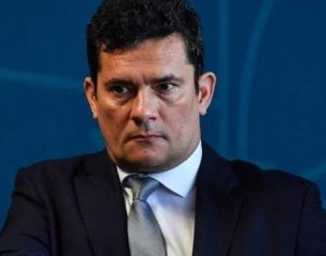 Moro avisa autoridades que mensagens apreendidas com hacker serão destruídas