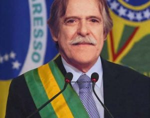 Ator José de Abreu chega ao Brasil e faz discurso como ‘autoproclamado presidente’