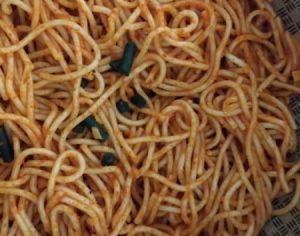 Jovem tenta matar a família com veneno de rato na comida, no Paraná