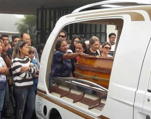 Laudo do IML aponta que Eduarda morreu por esganadura