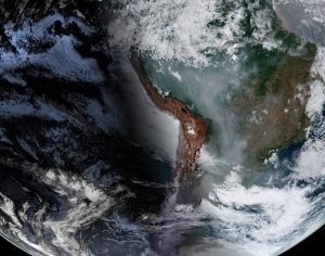 Fumaça de queimadas encobre cidades brasileiras