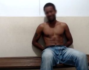 Menina de 7 anos queimada pelo primo morre no HU em Londrina