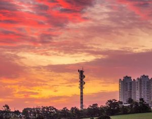 Surpreendente registro de um fim de tarde em Londrina