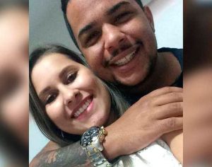 Homem que incendiou namorada após ela ser estuprada pelo cunhado é condenado