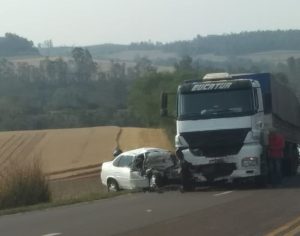 Acidente grave deixa dois mortos na PR-445 em Londrina