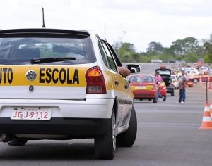 Novas regras para tirar CNH valem a partir desta segunda; veja o que mudou