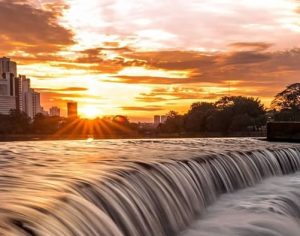 Uma linda e inspiradora imagem do Igapó em Londrina
