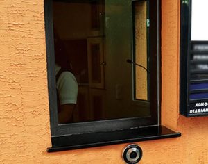 MP investiga prefeito que teria usado carro municipal para vir a motel de Londrina