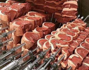 Cidade do Paraná servirá 2 toneladas de picanha de graça para população