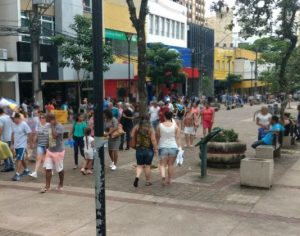 Prefeitura determina fechamento do comércio de Londrina