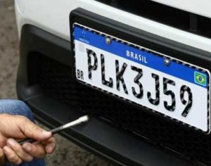 Placas padrão Mercosul serão obrigatórias a partir de 31 de janeiro