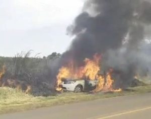Rapaz salva mãe de incêndio dentro de veículo em Londrina