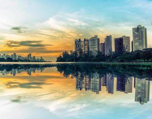 Um incrível ‘espelho’ nas águas do lago mais querido de Londrina