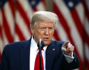 Trump diz que Brasil tem grave surto de covid-19 e avalia proibir voos