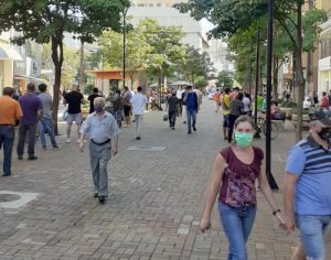 Organizações sociais cobram prefeito sobre situação da covid-19 em Londrina