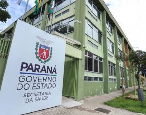 Saúde projeta pico de casos do coronavírus em 15 dias no Paraná
