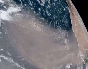 O que é a ‘nuvem de poeira Godzilla’, que viaja 10 mil km do Saara para as Américas