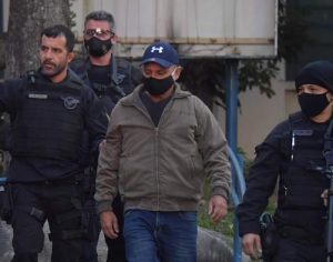 Fabrício Queiroz é preso em casa de advogado da família Bolsonaro
