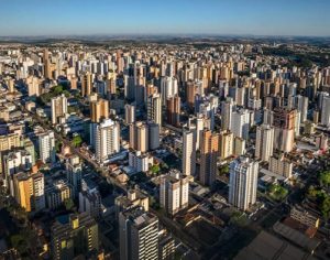 Londrina tem 565 candidatos disputando 19 vagas na Câmara; veja os nomes