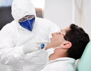 Ômicron já domina a maioria dos casos de covid no Paraná, diz Fiocruz