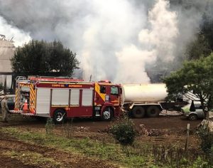 Incêndio atinge casa e duas crianças morrem carbonizadas no Paraná