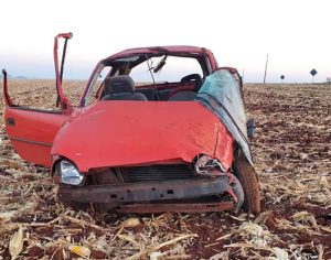 Jovem de 20 anos morre após capotar carro na PR-090 em Ibiporã