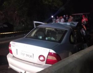 Acidente na PR-445 deixa uma pessoa morta e outras três feridas