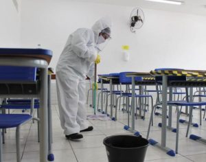 Governo do estado derruba limite de 30% nas salas de aula do PR