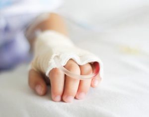 Menina de 5 anos morre vítima de covid-19 no HU de Londrina