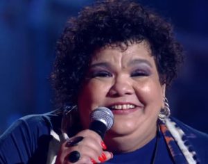 ‘Obrigada, Londrina!’, diz Simone Mazzer ao se despedir do The Voice