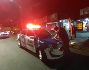 Festa com 50 pessoas é encerrada na Zona Leste de Londrina
