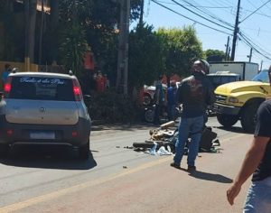 Entregador morre em acidente na Zona Sul de Londrina