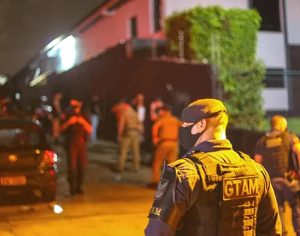 Fim de semana tem festas, baladas e aglomerações em Londrina