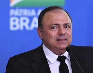 ‘Confiem, estamos trabalhando’, diz Pazuello sobre vacinação no Brasil