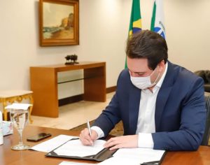 Toque de recolher e restrição de eventos vão até 10 de fevereiro no PR