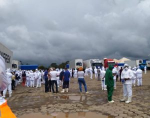 Vazamento de amônia causa evacuação na JBS em Rolândia; VÍDEO