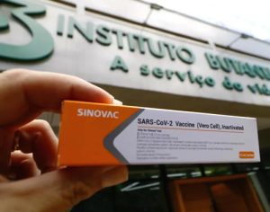 Governo anuncia que distribuirá vacina do Butantan a todos os estados