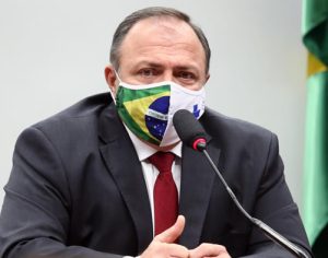 Governo acerta compra de 100 milhões de doses de vacina do Butantan