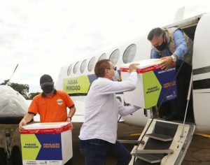 Paraná recebe mais 312,7 mil vacinas contra covid nesta terça e quarta