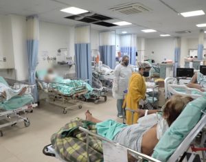 HU de Londrina registra aumento de pacientes à espera de UTI