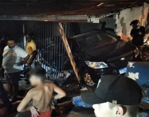 Motorista embriagado causa acidente e apanha de populares em Londrina