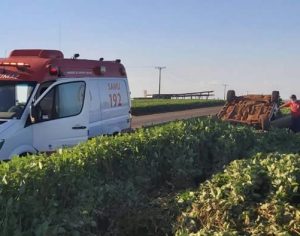 Motorista capota veículo na PR-445 na região de Londrina