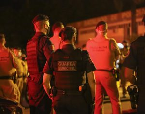 Operação interdita três estabelecimentos em Londrina