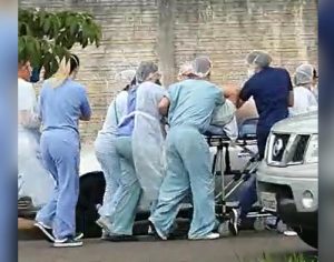 Homem que tentou fugir do HU segue intubado em estado grave