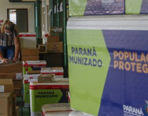 Paraná receberá quase 1 milhão de vacinas anti-covid nos próximos dias