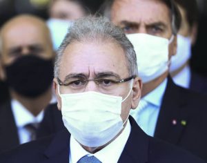 Ministério da Saúde admite ineficácia de medicamentos do ‘kit covid’