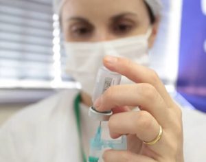 Londrina e região: 73% dos mortos não completaram esquema vacinal
