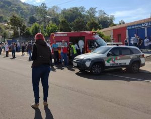 Jovem invade creche e mata três crianças e duas funcionárias em SC